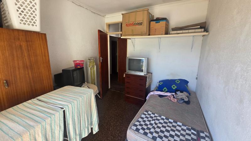 4 Bedroom Property for Sale in Goodwood Park Western Cape